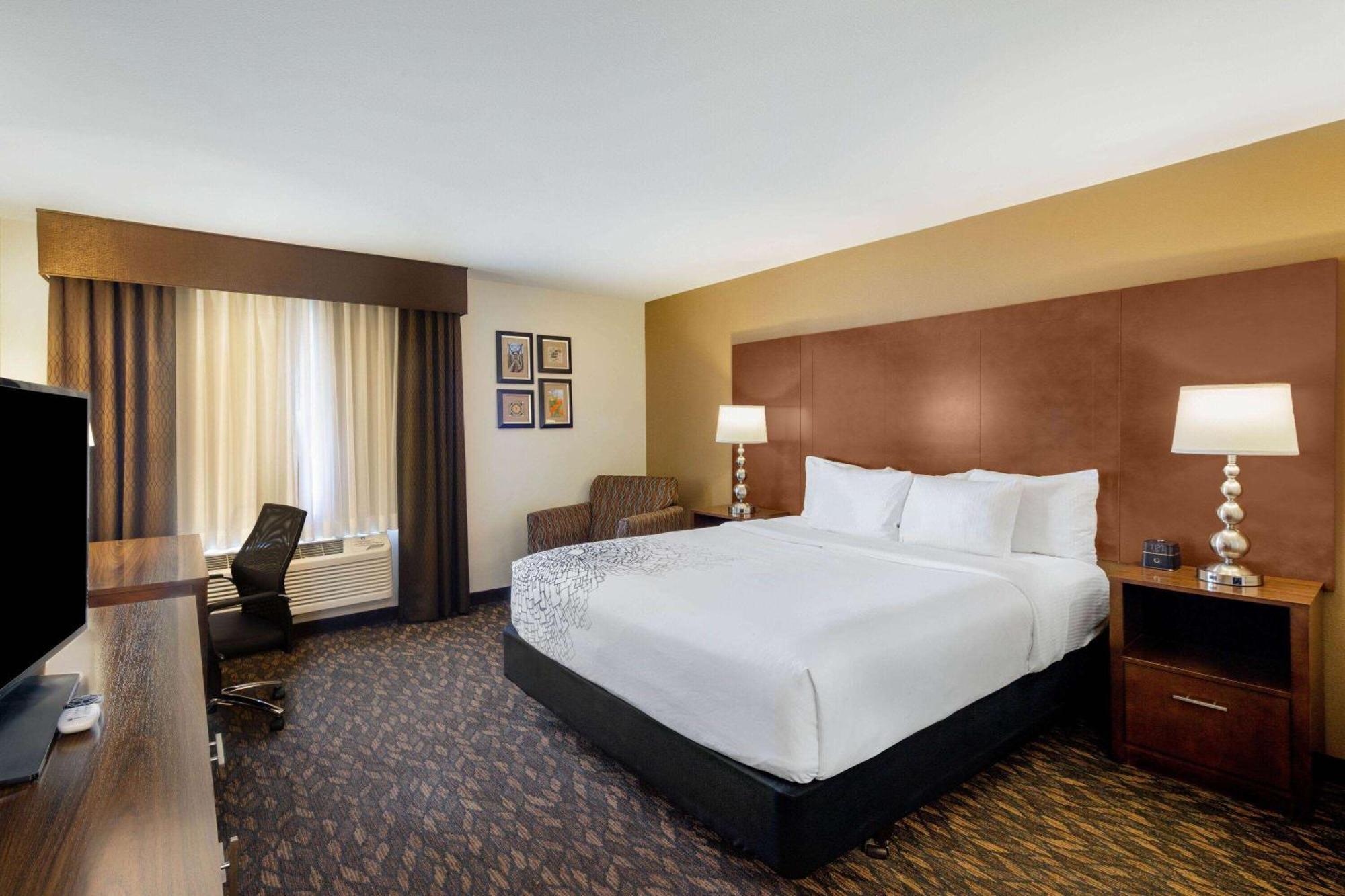 Hotel La Quinta By Wyndham Oakland - Hayward Exterior foto